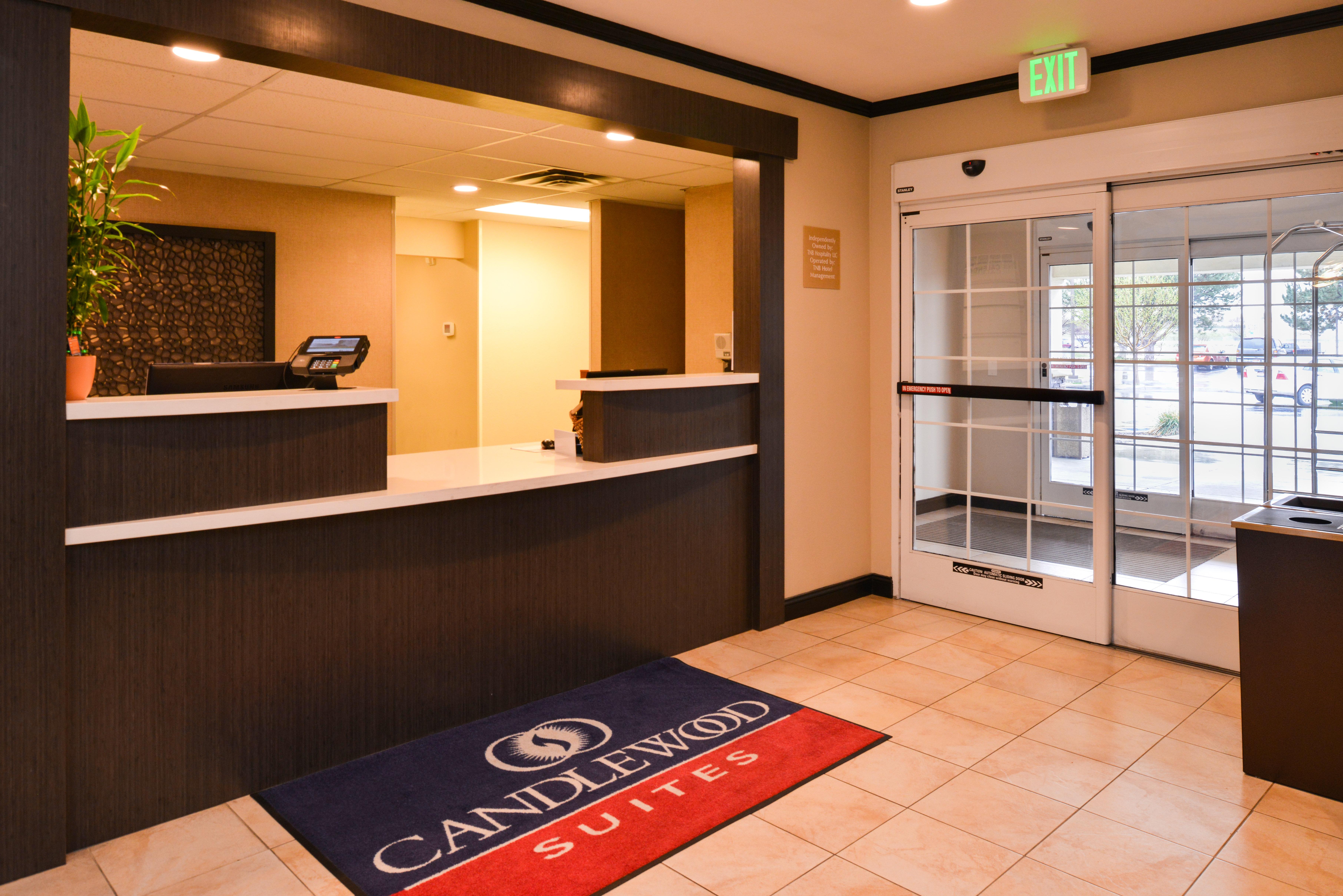 Candlewood Suites Boise - Towne Square By Ihg Extérieur photo