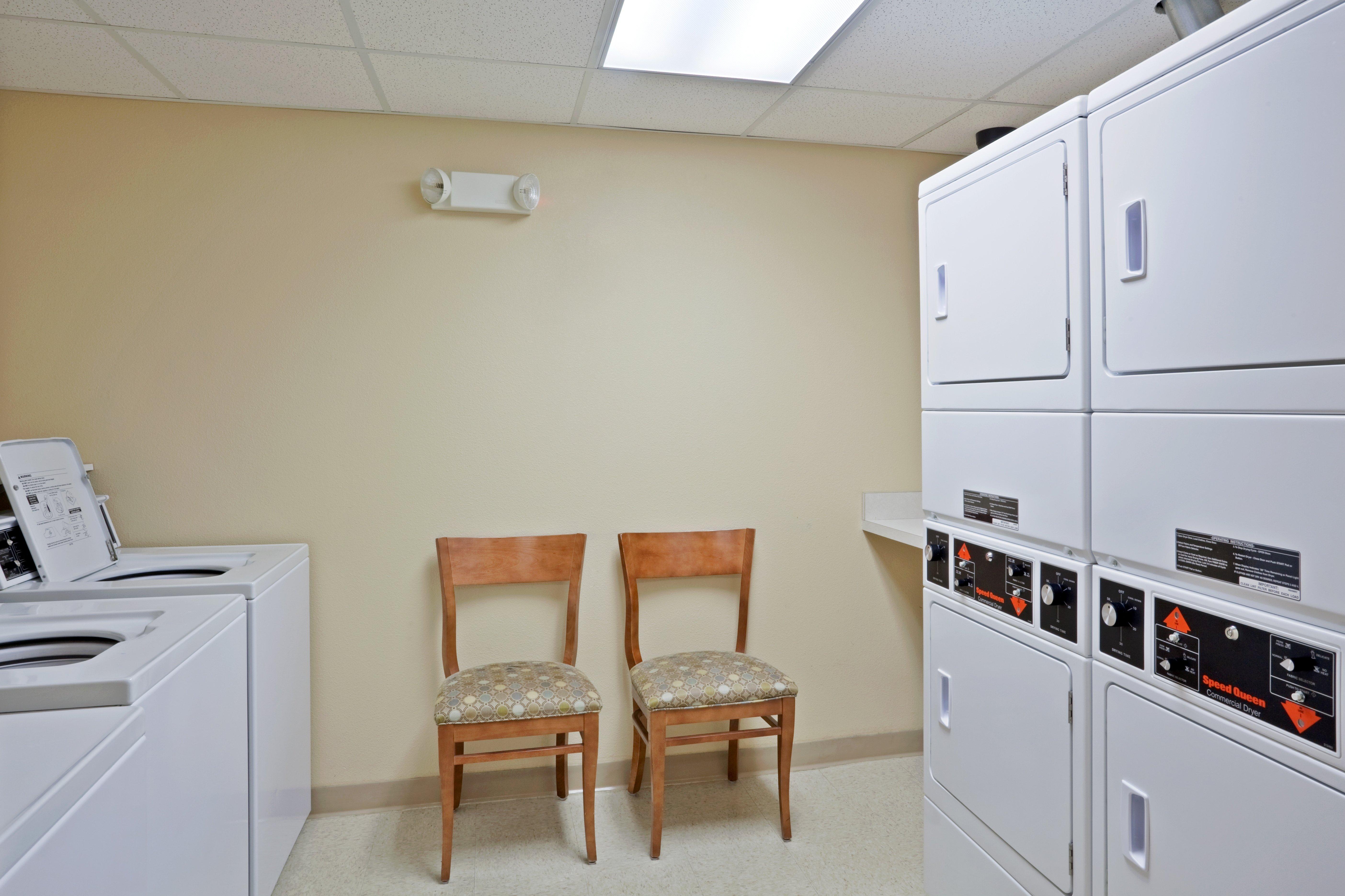 Candlewood Suites Boise - Towne Square By Ihg Extérieur photo