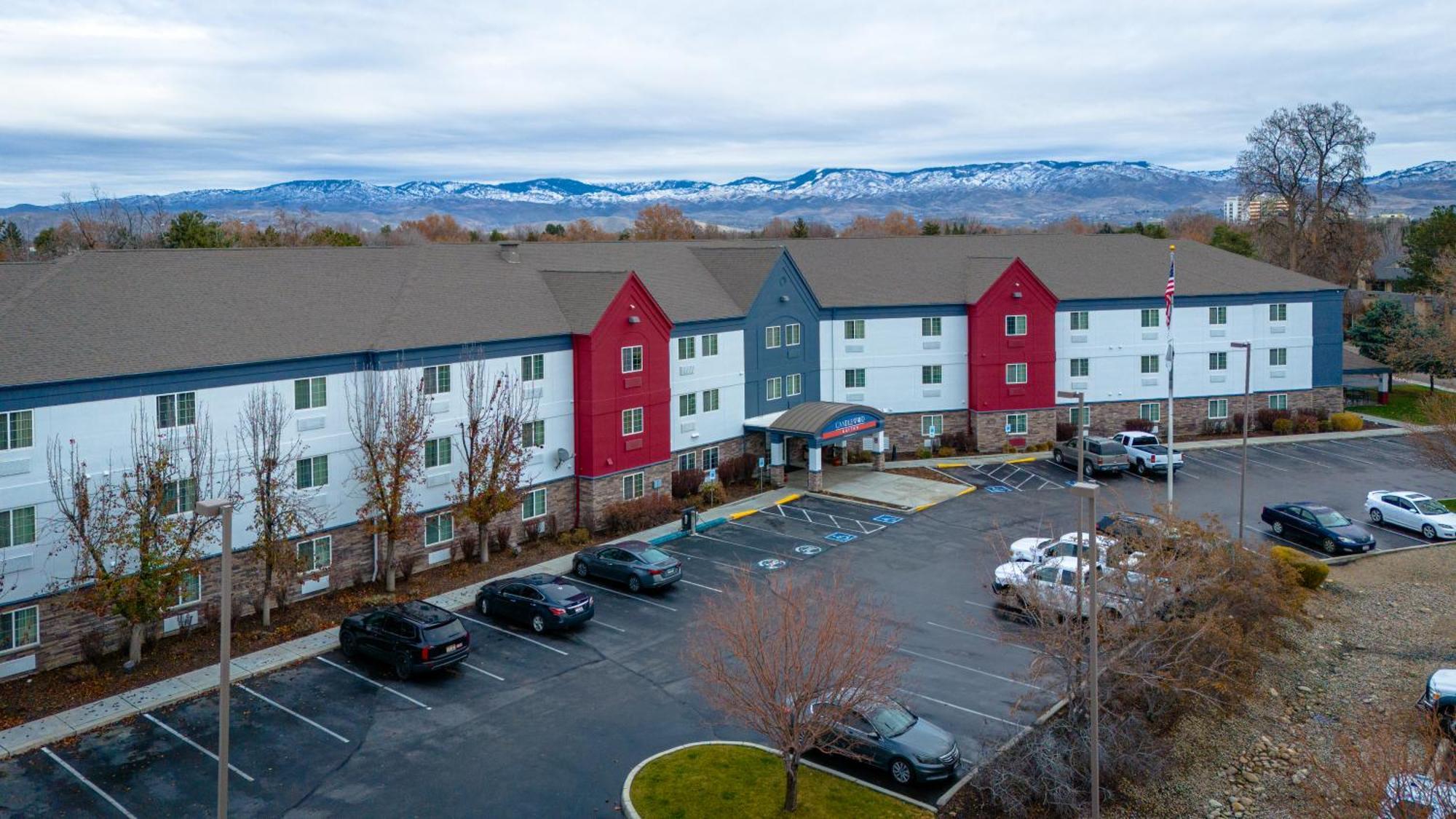 Candlewood Suites Boise - Towne Square By Ihg Extérieur photo