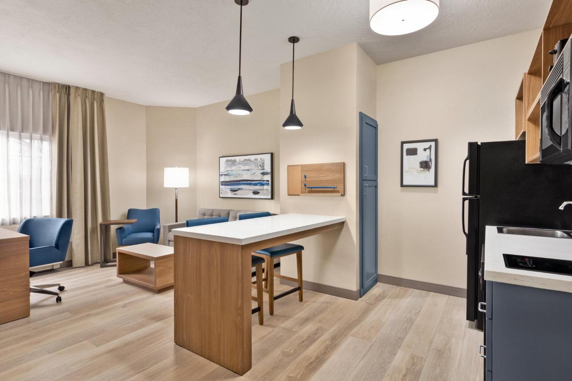 Candlewood Suites Boise - Towne Square By Ihg Extérieur photo