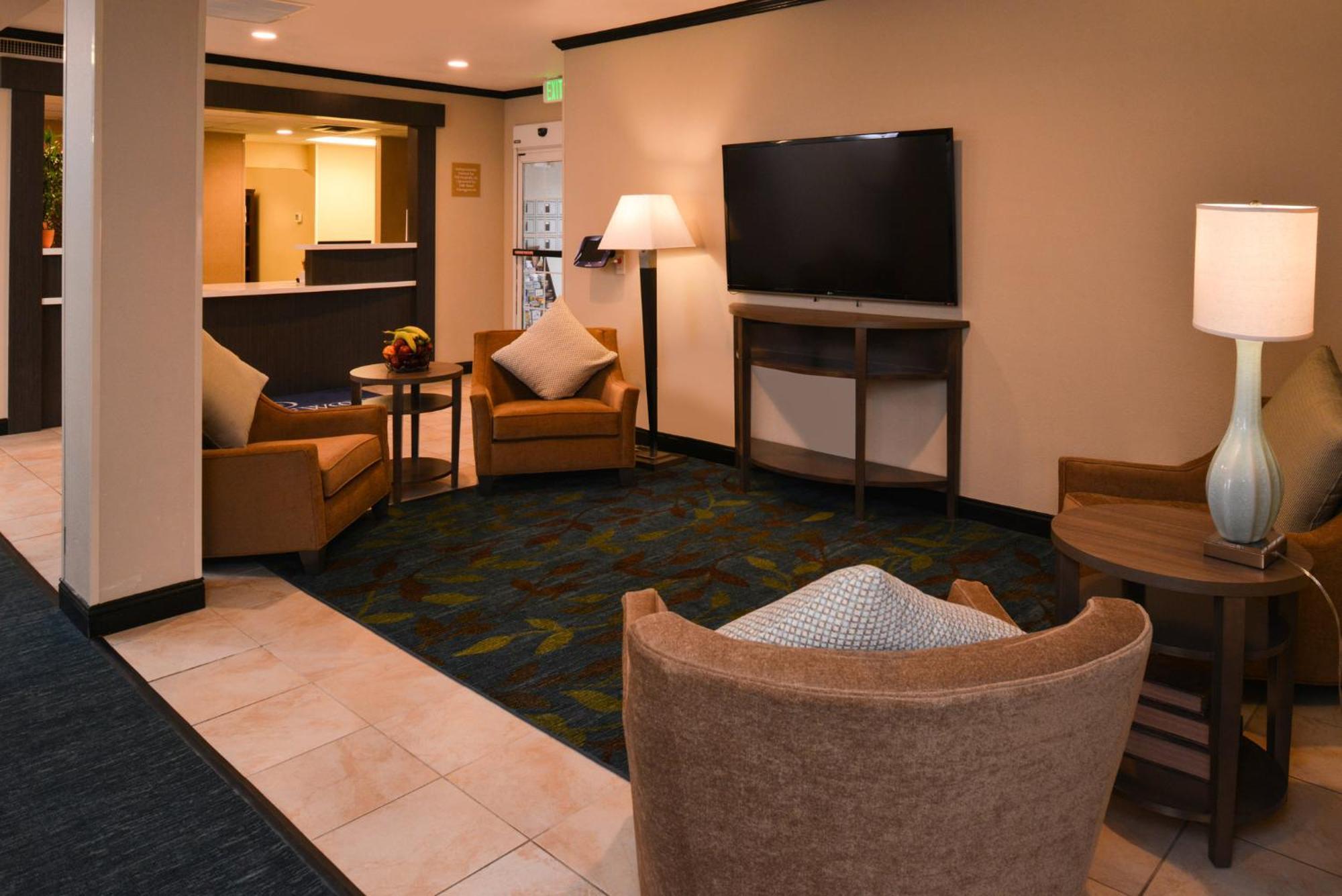Candlewood Suites Boise - Towne Square By Ihg Extérieur photo